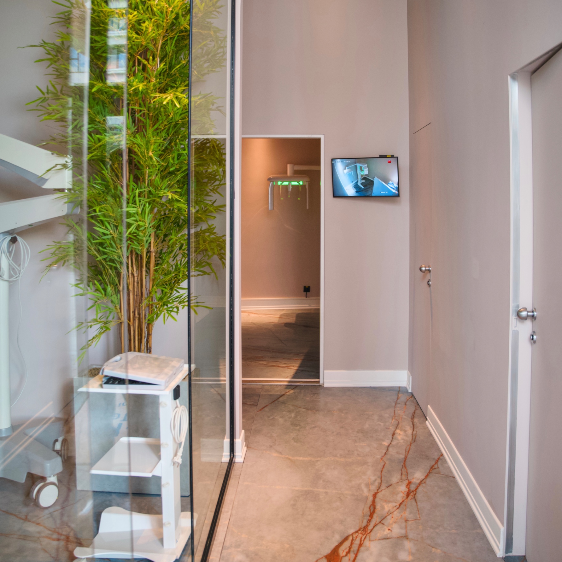 Clinica M&M Dental București — 8